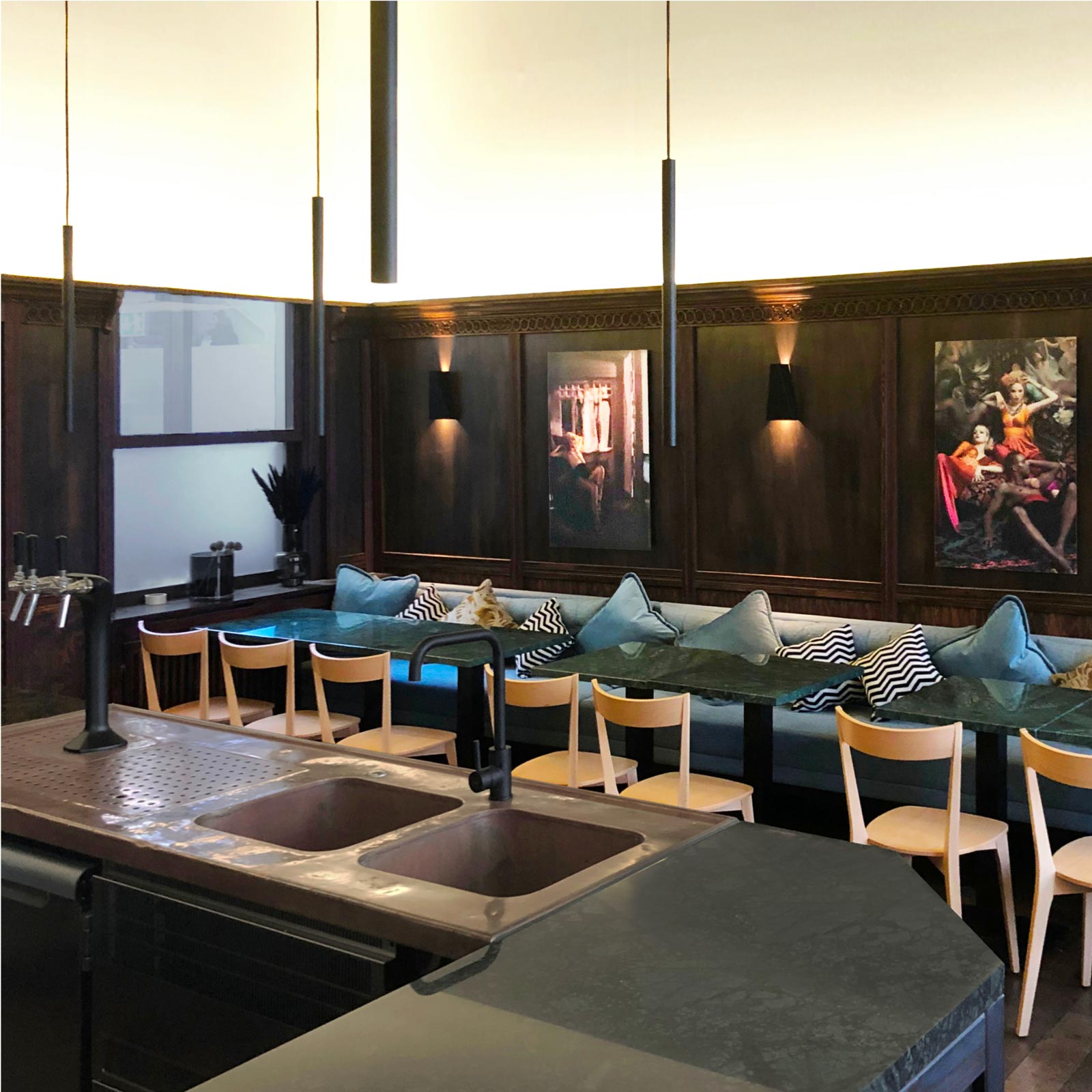 WEINLOKAL ANSTÖSSIG